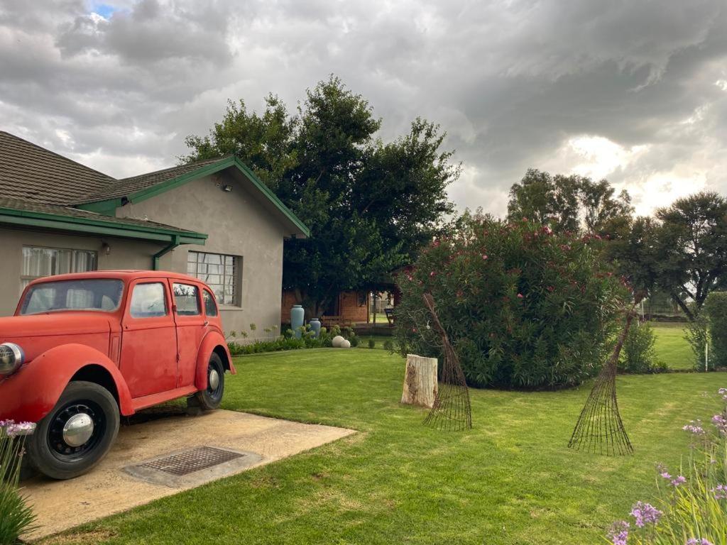 Biekiesvlei Hotel Lichtenburg Buitenkant foto